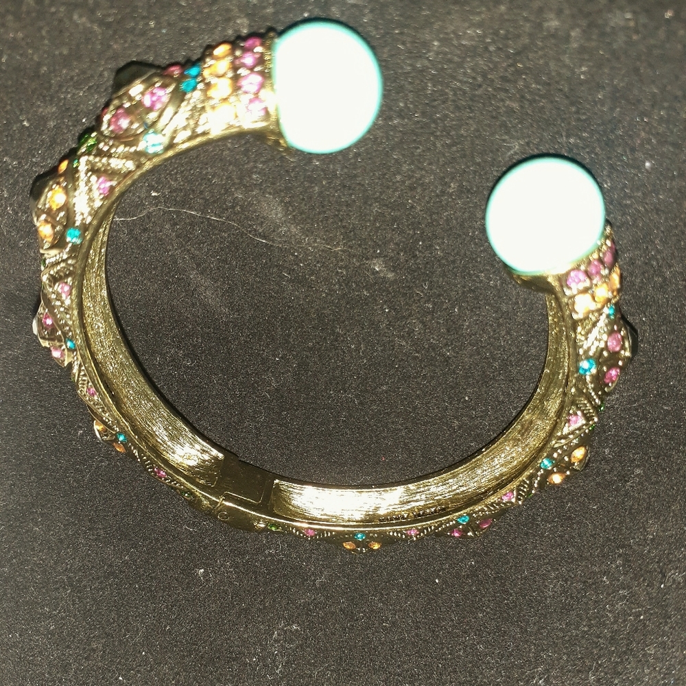 Vintage Heidi Daus cabochon bracelet bangle cuff